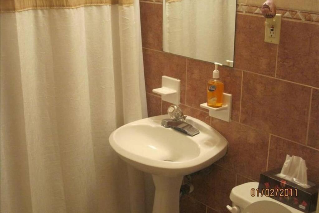 Apartamento Steps From The Beach Right On The Waterfront Hollywood Exterior foto
