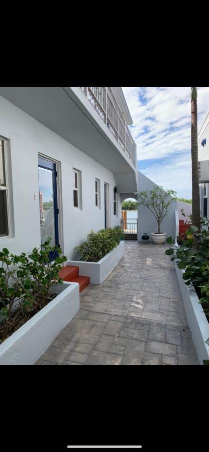 Apartamento Steps From The Beach Right On The Waterfront Hollywood Exterior foto